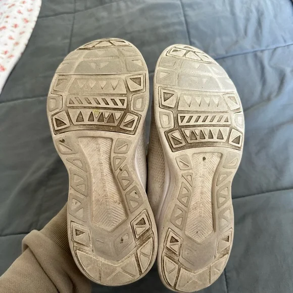 apl techloom breeze running shoe in white - Picture 3 of 6